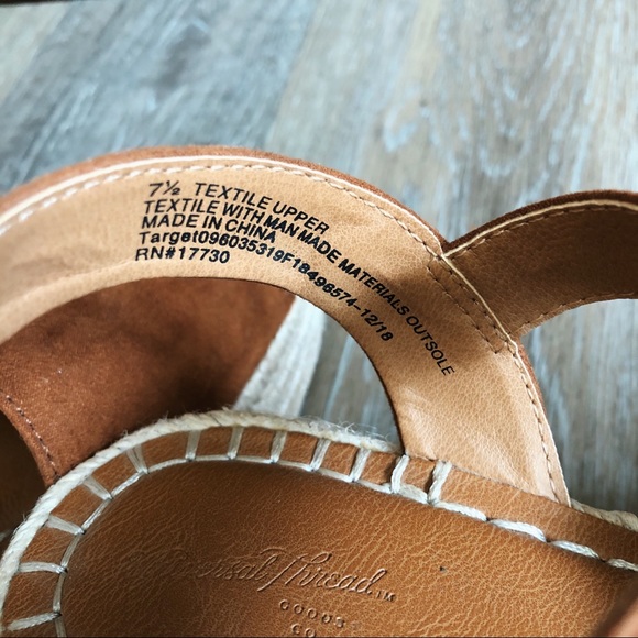 Universal Thread Wedges - Picture 5 of 6